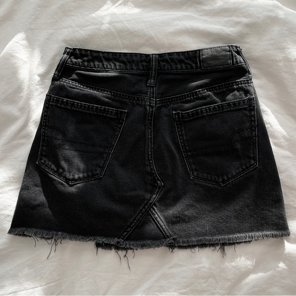 American Eagle Black Denim Mini Skirt - Picture 3 of 7